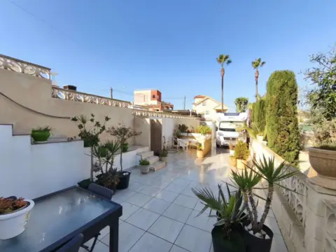 Casa en Avenida de Torrevieja