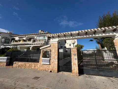 Apartamento en Cabo Roig-La Zenia-La Regia