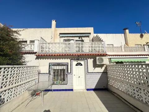 Dúplex en Los Balcones-Los Altos-Punta Prima