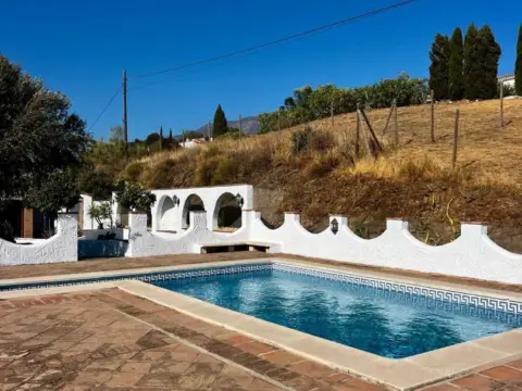 Chalet en Viñuela