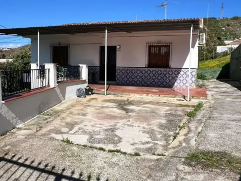 Finca rústica en Área de Triana-Cabrillas-Trapiche