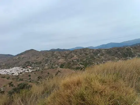 Terreno en Almáchar