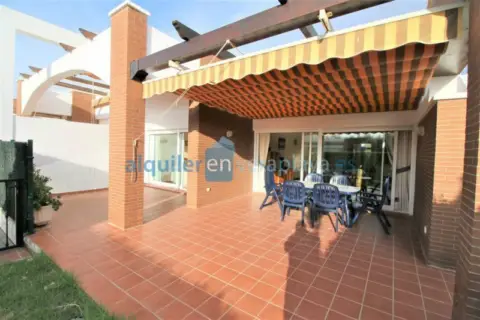 Chalet en calle Ciudad de Alicante