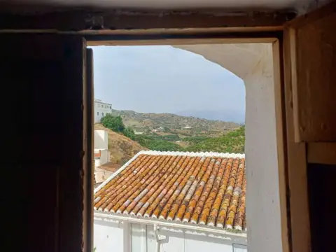 Casa en Almáchar