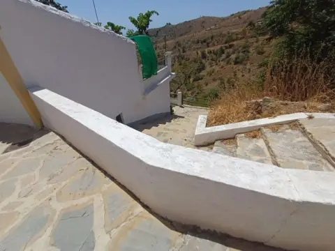 Terreno en Macharaviaya