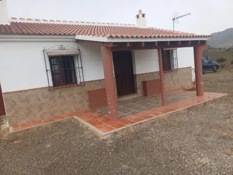 Casa en Almáchar