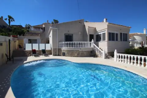 Chalet en calle C- Leon 41