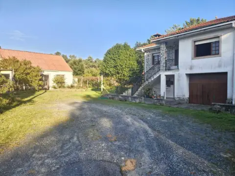 Casa en Brión