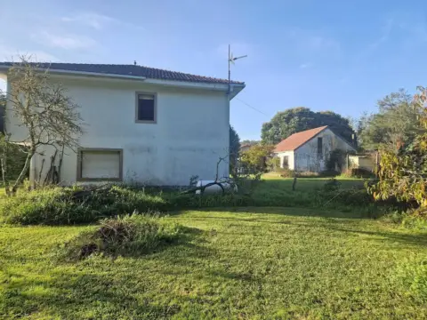 Casa en Brión