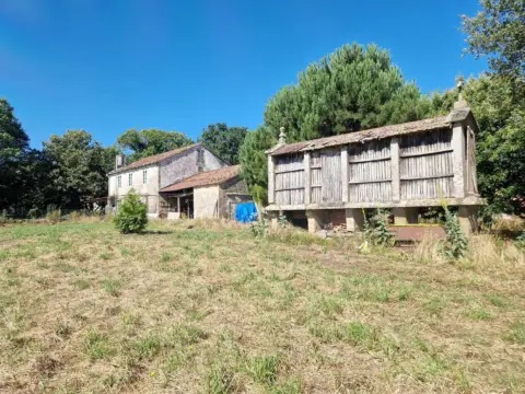 Casa en Brión