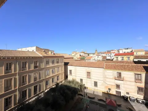 Piso en calle Hernán Ruiz