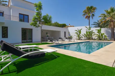 Casa en Moravit