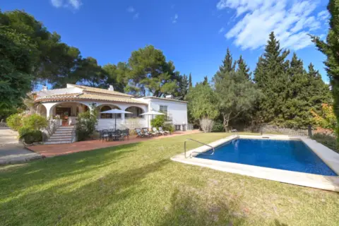 Casa en Lluca