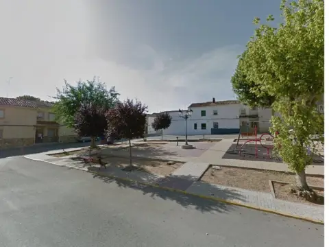 Casa en calle de María Teresa de Silva