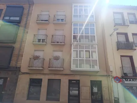Piso en calle de Joaquín Costa, 6