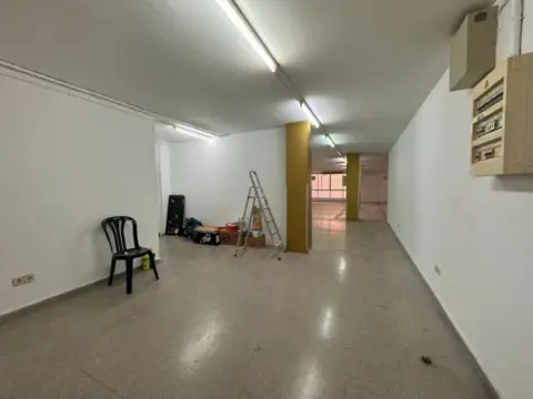 Nave industrial en Passatge de Can Polític