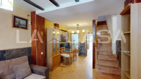 Chalet pareado en calle del Pez