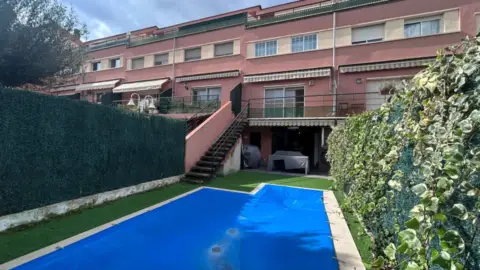 Chalet adosado en Carrer de Vallirana