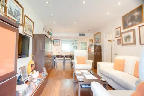 Piso en El Camp d'en Grassot-Gràcia Nova