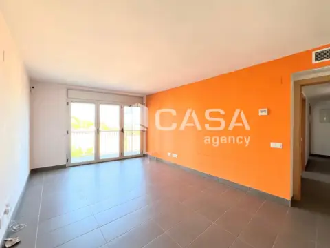 Ático en calle Hipólito Lázaro