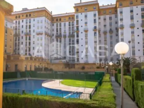 Piso en calle Cueva de la Pileta