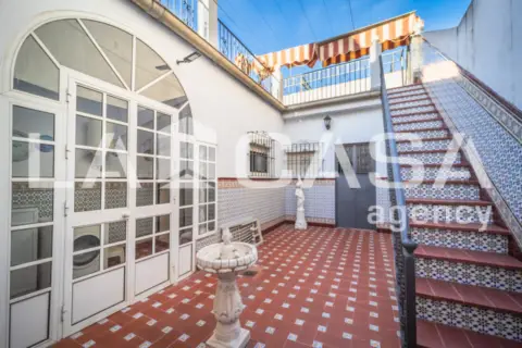 Casa en calle Real Utrera
