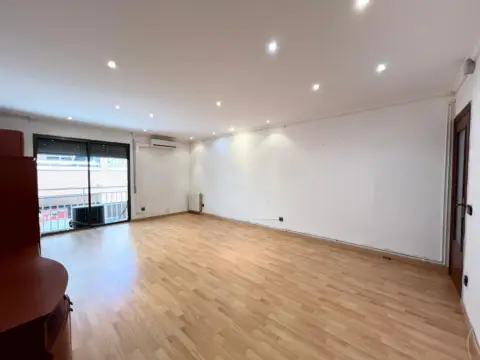 Piso en Carrer d'Enric Prat de la Riba