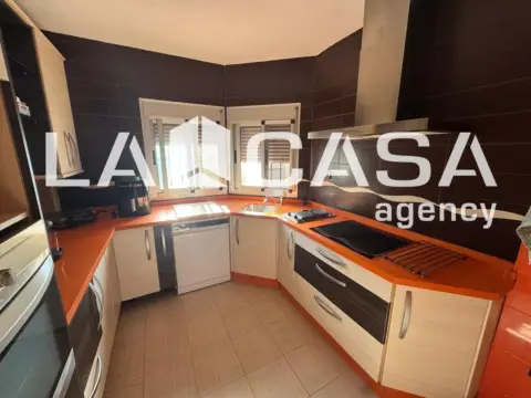 Chalet adosado en Fuente del Rey