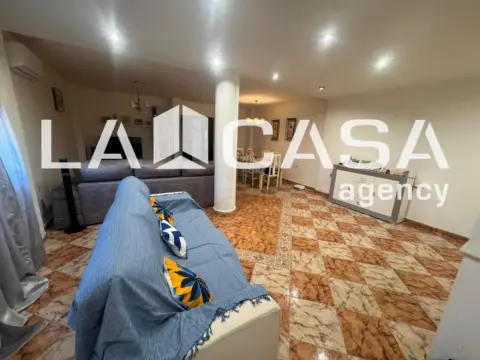 Chalet adosado en Fuente del Rey