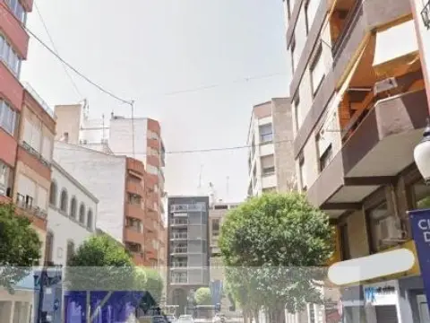 Piso en Cerca de La Plaza Santiago