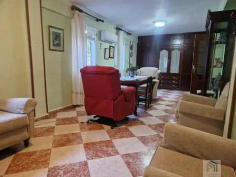 Piso en Plaza de los Salesianos