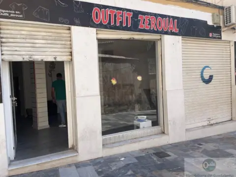 Local comercial en Corredera