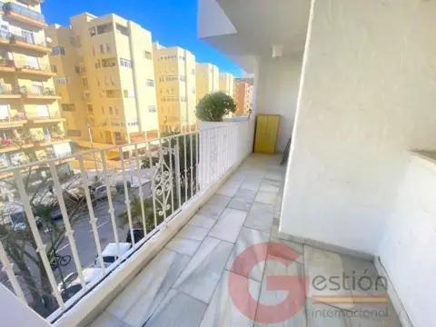 Piso en Avenida Costa del Sol