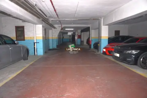 Garaje en González Besada - Parque de Invierno