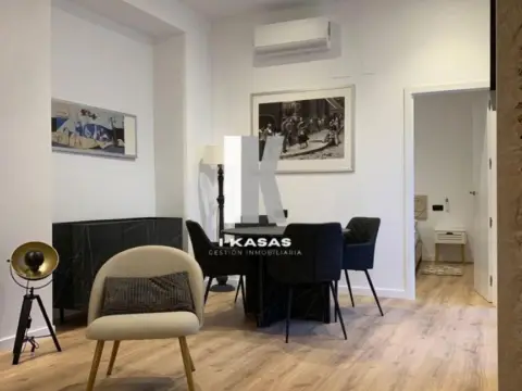 Apartamento en calle Medina