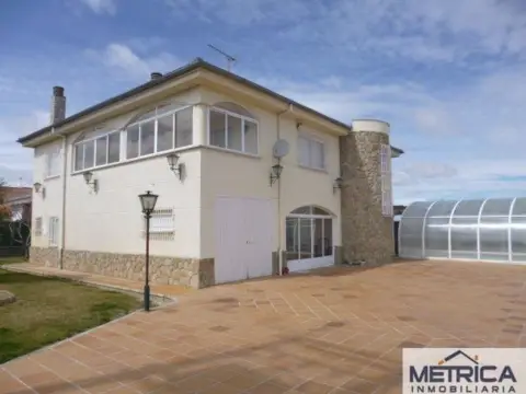 Chalet en Urb El Porvenir