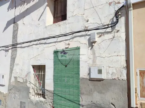 Casa en Algueña