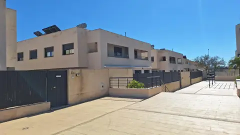 Casa en calle Escritora Frasquita Larrea