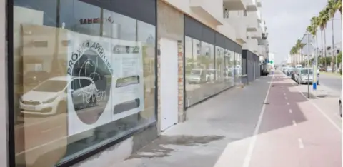 Local comercial en Avenida Puerta del Sur