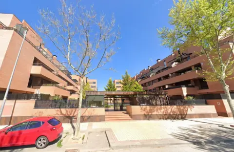 Piso en Avenida María Moliner