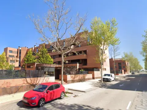 Piso en Avenida María Moliner