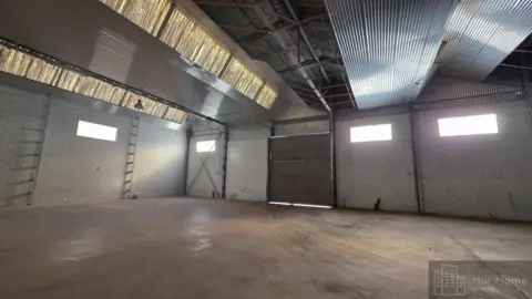 Nave comercial en Parque Empresarial