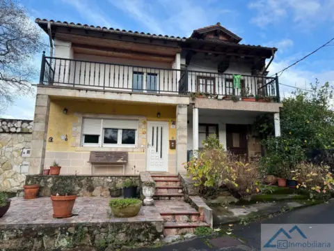 Casa en Barrio de Llanos Huyo