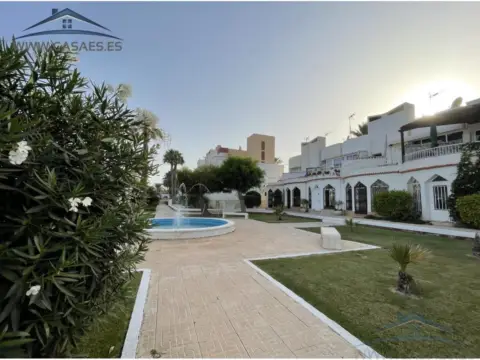 Piso en Aguadulce Sur