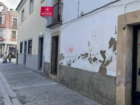 Casa en calle de la Constitución, 42