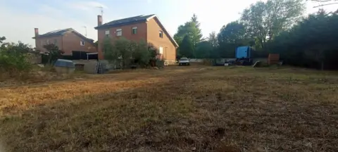 Chalet en Urbanización Grandes Valles