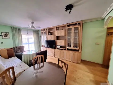 Apartamento en Tejares-Avenida España