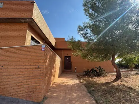 Chalet en Pueblo