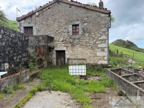 Casa en calle Rucandio