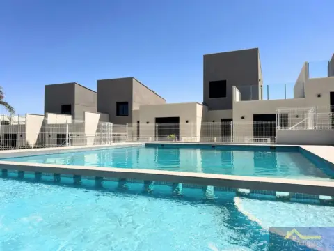 Casa en Avenida del Mundo